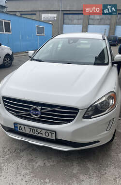 Внедорожник / Кроссовер Volvo XC60 2014 в Киеве