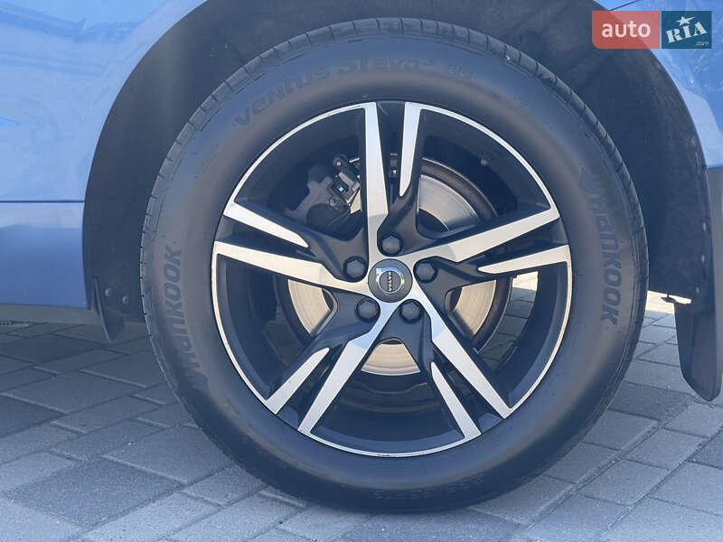 Внедорожник / Кроссовер Volvo XC60 2018 в Днепре