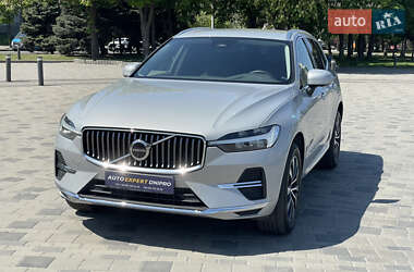 Внедорожник / Кроссовер Volvo XC60 2023 в 