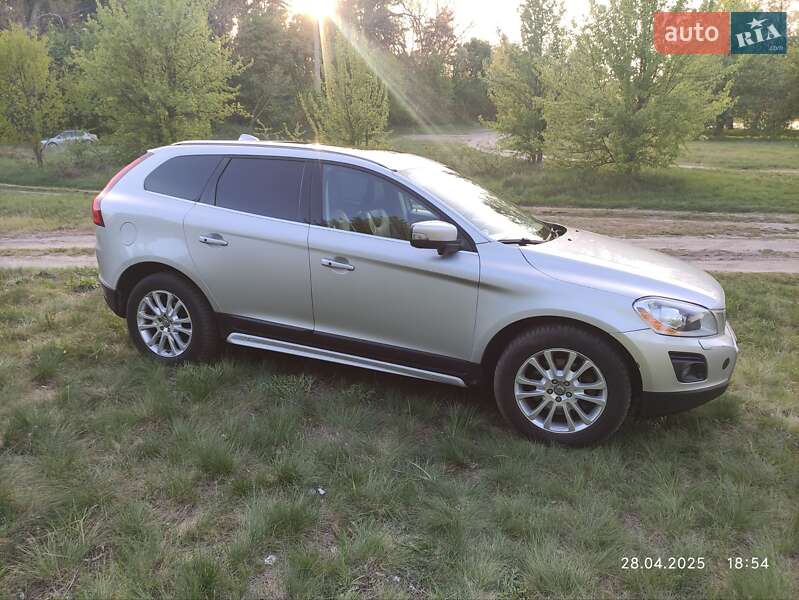 Позашляховик / Кросовер Volvo XC60 2009 в Миргороді фото 4 Позашляховик / Кросовер Volvo XC60 2009 в Миргороді