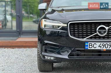Внедорожник / Кроссовер Volvo XC60 2018 в 