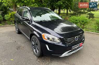 Внедорожник / Кроссовер Volvo XC60 2016 в 
