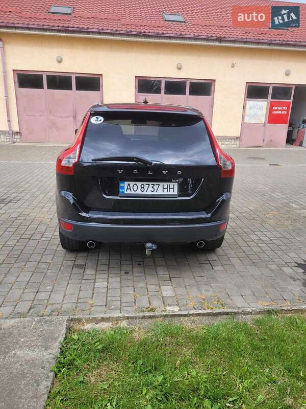 Внедорожник / Кроссовер Volvo XC60 2012 в Ужгороде