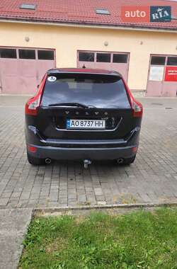 Внедорожник / Кроссовер Volvo XC60 2012 в 