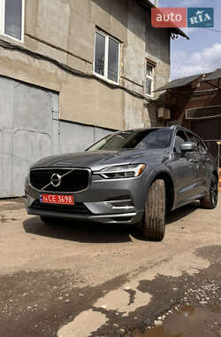 Внедорожник / Кроссовер Volvo XC60 2018 в 