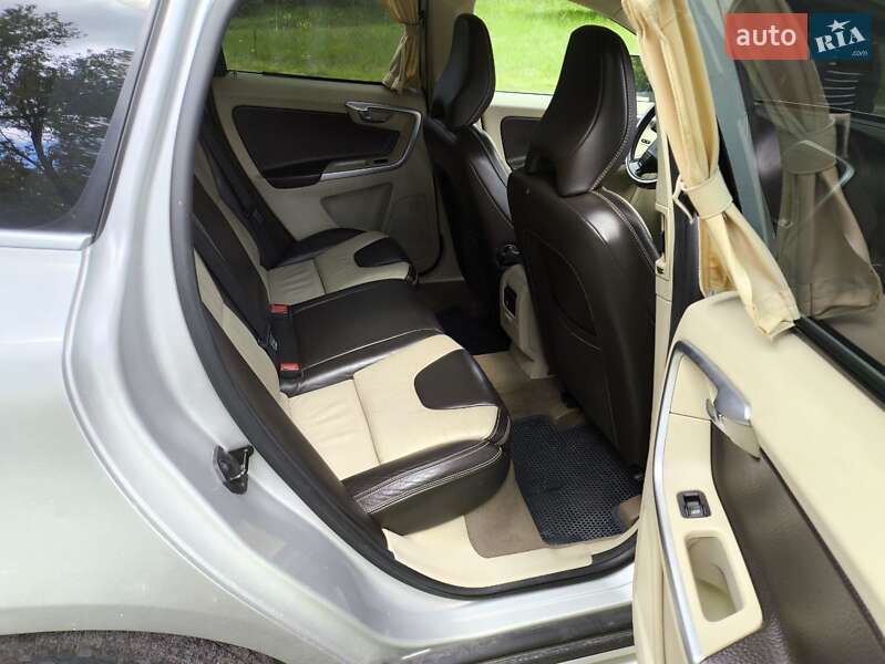 Позашляховик / Кросовер Volvo XC60 2009 в Миргороді фото 28 Позашляховик / Кросовер Volvo XC60 2009 в Миргороді