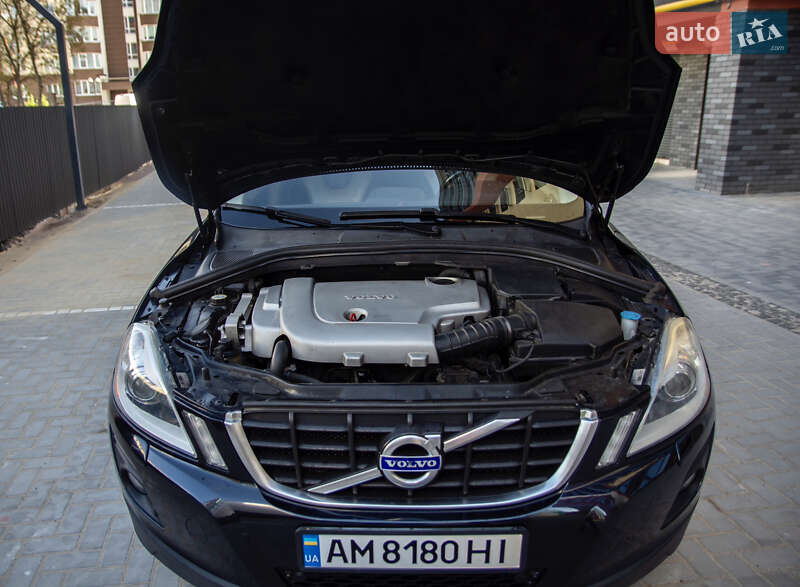 Внедорожник / Кроссовер Volvo XC60 2009 в Житомире
