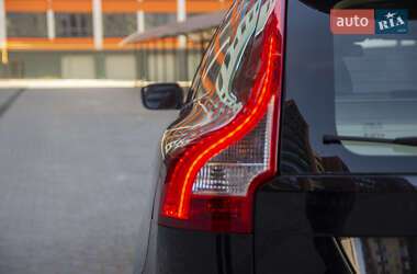 Внедорожник / Кроссовер Volvo XC60 2009 в 