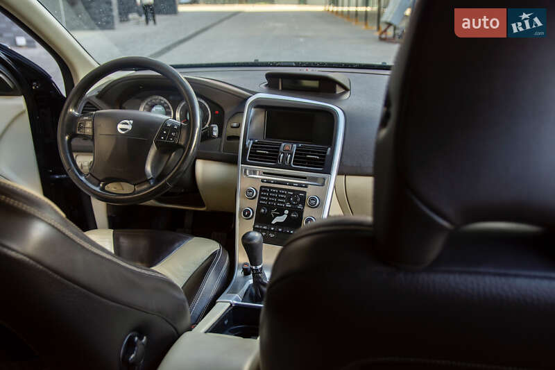 Внедорожник / Кроссовер Volvo XC60 2009 в Житомире
