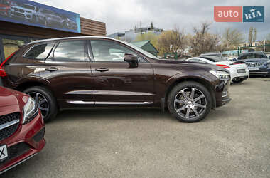Позашляховик / Кросовер Volvo XC60 2018 в 