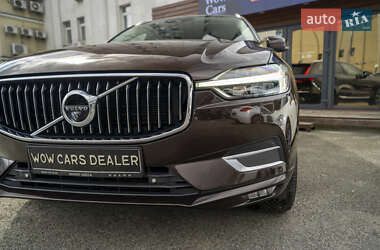 Позашляховик / Кросовер Volvo XC60 2018 в 