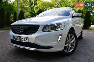 Внедорожник / Кроссовер Volvo XC60 2017 в 