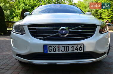 Внедорожник / Кроссовер Volvo XC60 2017 в 