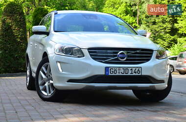 Внедорожник / Кроссовер Volvo XC60 2017 в 
