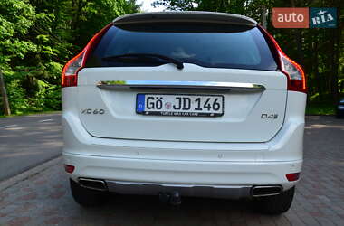 Внедорожник / Кроссовер Volvo XC60 2017 в 
