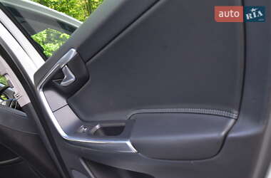 Внедорожник / Кроссовер Volvo XC60 2017 в 