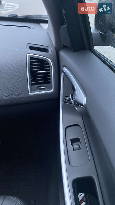 Внедорожник / Кроссовер Volvo XC60 2015 в Киеве