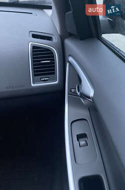 Внедорожник / Кроссовер Volvo XC60 2015 в 