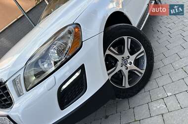 Внедорожник / Кроссовер Volvo XC60 2012 в 