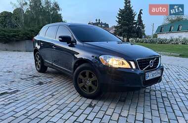 Позашляховик / Кросовер Volvo XC60 2012 в 