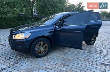 Позашляховик / Кросовер Volvo XC60 2012 в 