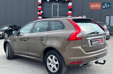 Внедорожник / Кроссовер Volvo XC60 2015 в 