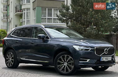 Внедорожник / Кроссовер Volvo XC60 2020 в 