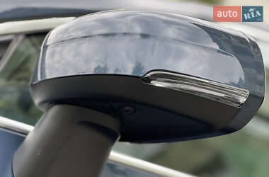 Внедорожник / Кроссовер Volvo XC60 2020 в 