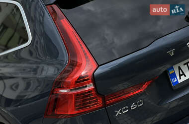 Внедорожник / Кроссовер Volvo XC60 2020 в 