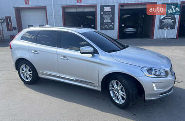 Внедорожник / Кроссовер Volvo XC60 2015 в 