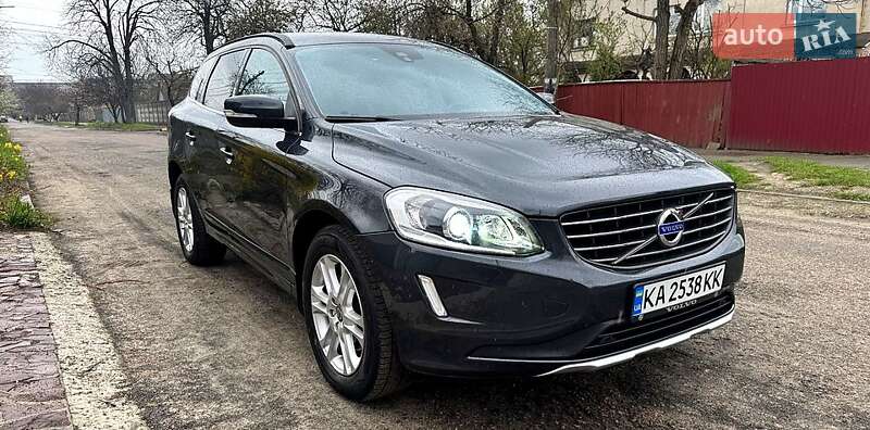 Внедорожник / Кроссовер Volvo XC60 2015 в Киеве