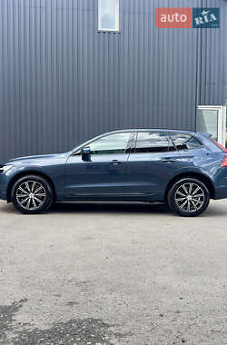 Позашляховик / Кросовер Volvo XC60 2020 в 