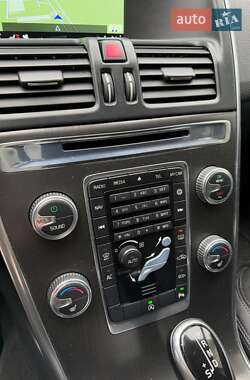 Внедорожник / Кроссовер Volvo XC60 2015 в Киеве