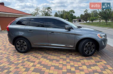 Внедорожник / Кроссовер Volvo XC60 2015 в 