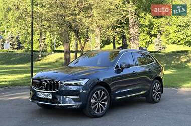 Внедорожник / Кроссовер Volvo XC60 2023 в 
