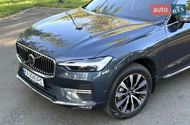 Внедорожник / Кроссовер Volvo XC60 2023 в 