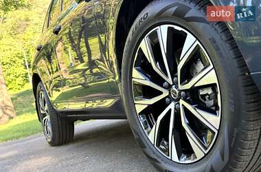 Внедорожник / Кроссовер Volvo XC60 2023 в 