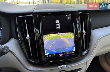 Внедорожник / Кроссовер Volvo XC60 2023 в 