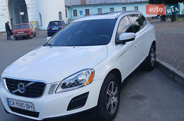 Позашляховик / Кросовер Volvo XC60 2012 в 