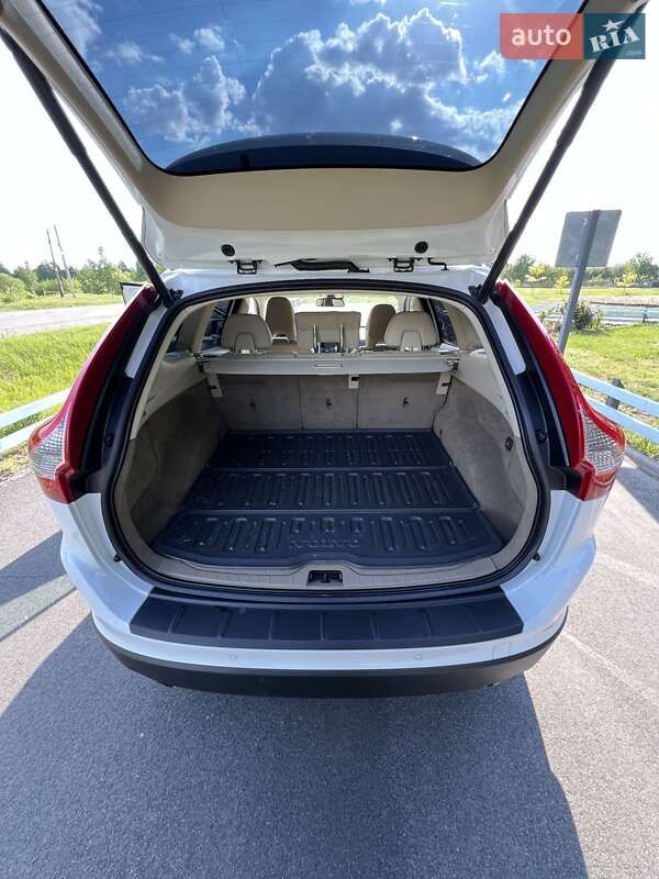 Позашляховик / Кросовер Volvo XC60 2013 в Малині