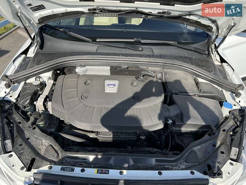 Позашляховик / Кросовер Volvo XC60 2013 в Малині