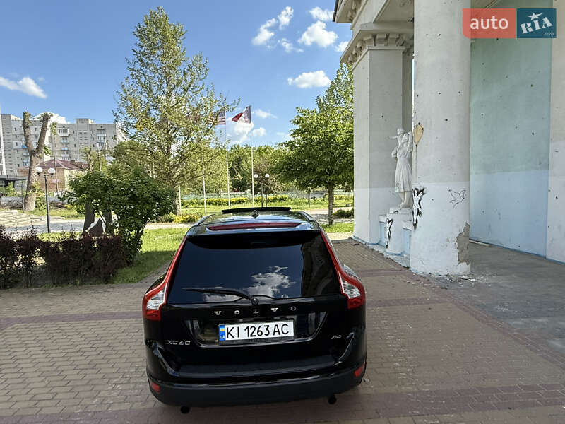 Позашляховик / Кросовер Volvo XC60 2012 в Ірпені