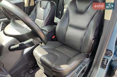 Внедорожник / Кроссовер Volvo XC60 2010 в 