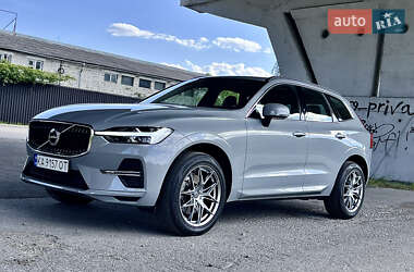 Внедорожник / Кроссовер Volvo XC60 2023 в 