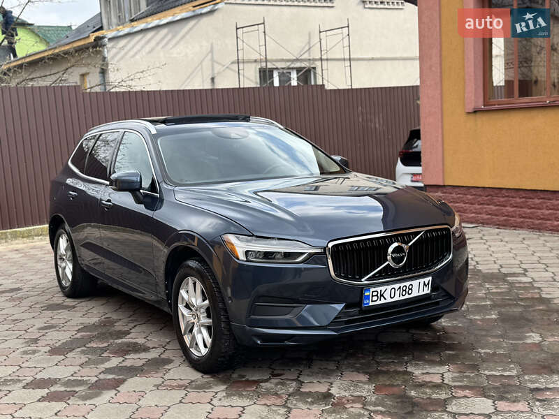 Внедорожник / Кроссовер Volvo XC60 2017 в Ровно