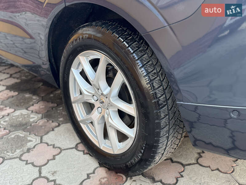 Внедорожник / Кроссовер Volvo XC60 2017 в Ровно