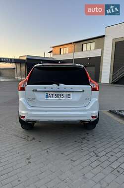 Позашляховик / Кросовер Volvo XC60 2015 в 