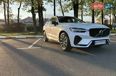 Внедорожник / Кроссовер Volvo XC60 2024 в 