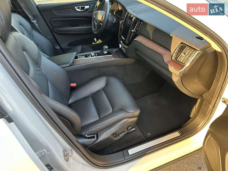 Внедорожник / Кроссовер Volvo XC60 2024 в Киеве фото 26 Внедорожник / Кроссовер Volvo XC60 2024 в Киеве