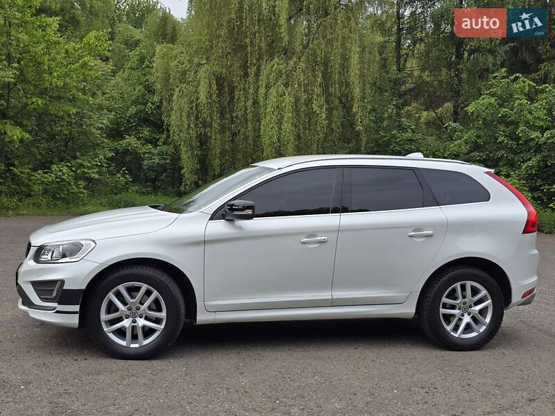 Внедорожник / Кроссовер Volvo XC60 2017 в Калуше